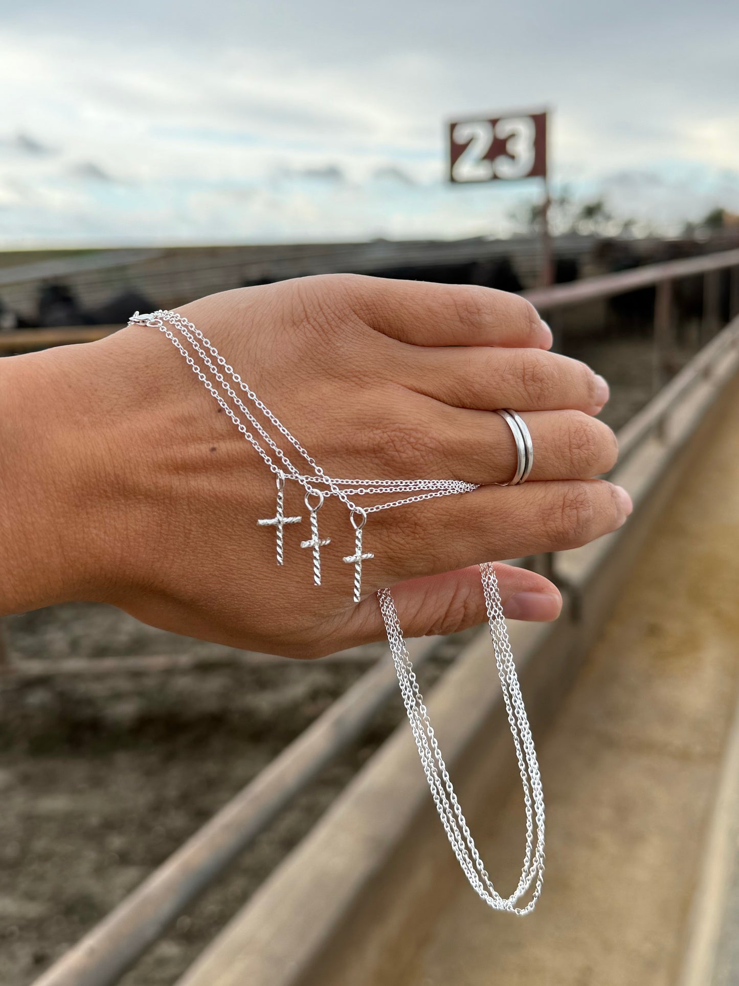 Twist Cross Pendant/Necklace